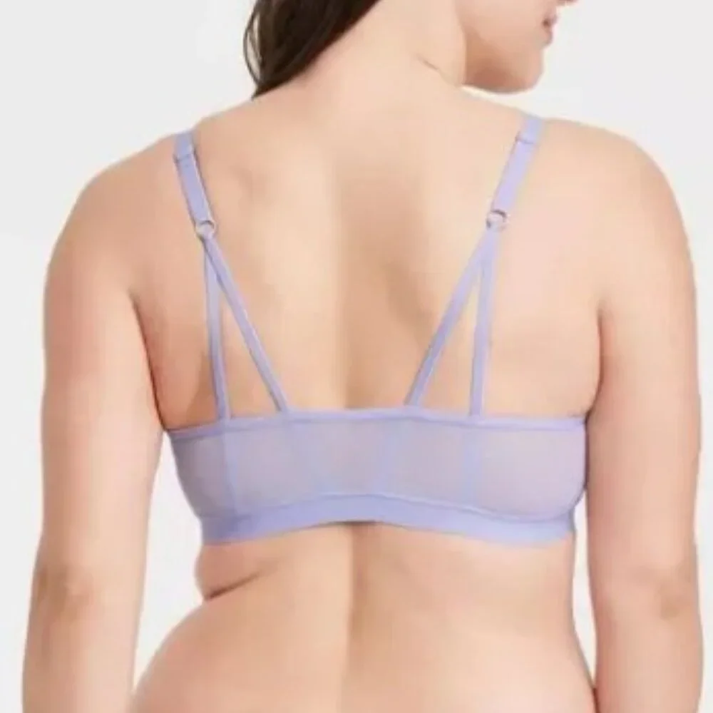 Auden | Mesh Pullover Bralette in Lilac Size M - Picture 4 of 5